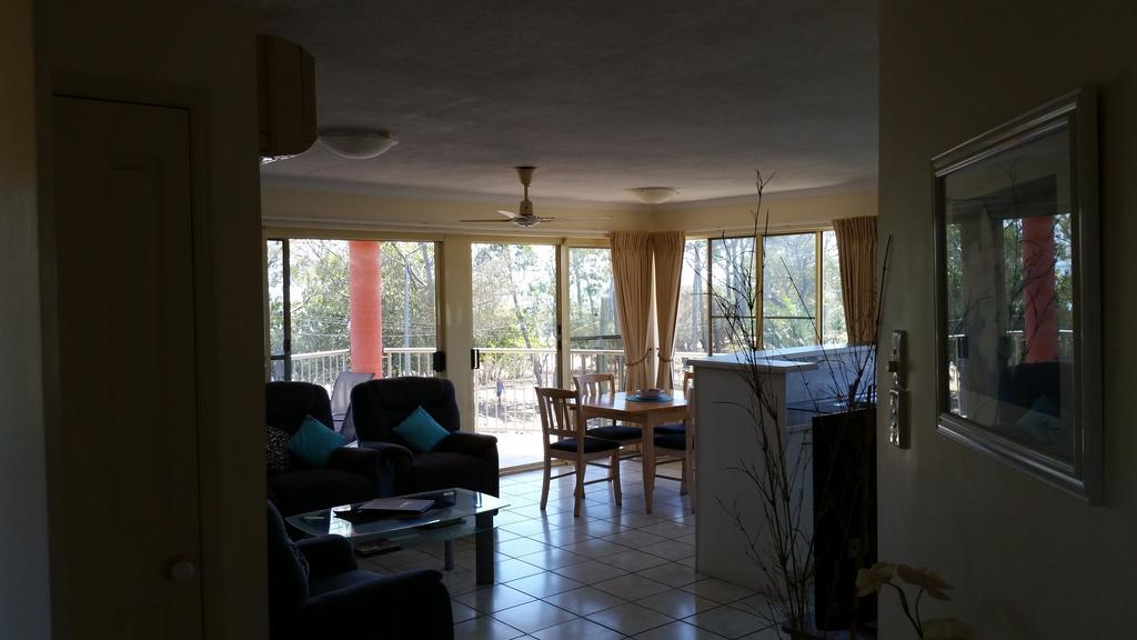 Alexander Beachfront Apartments Hervey Bay Zewnętrze zdjęcie