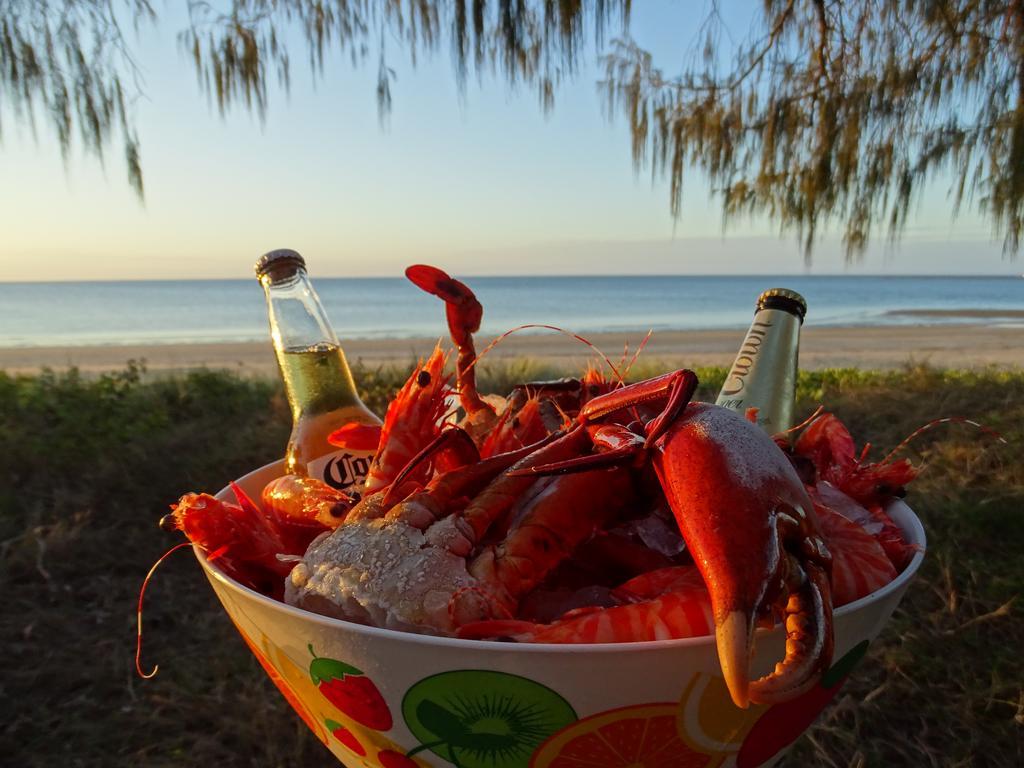Alexander Beachfront Apartments Hervey Bay Zewnętrze zdjęcie