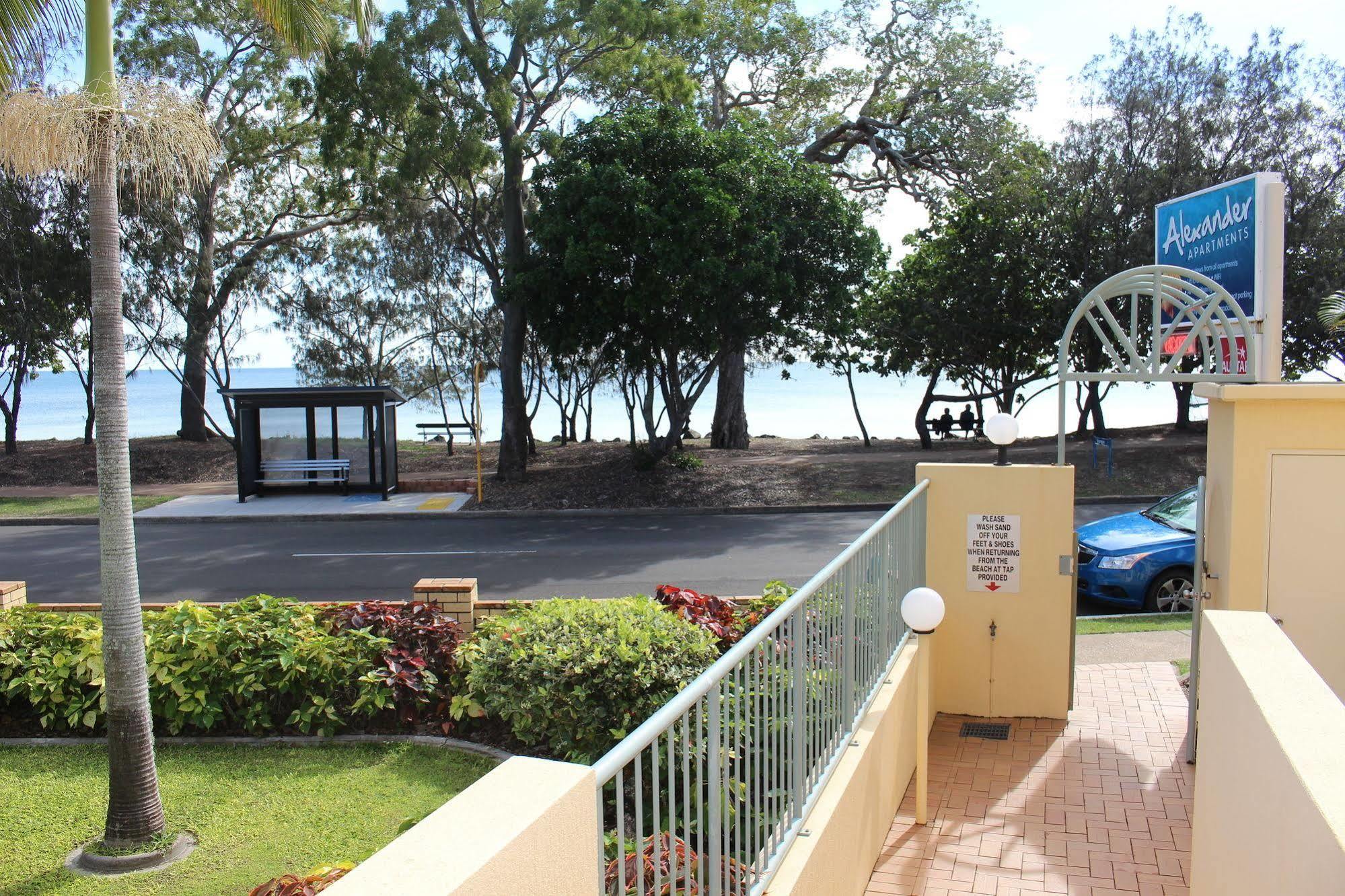 Alexander Beachfront Apartments Hervey Bay Zewnętrze zdjęcie