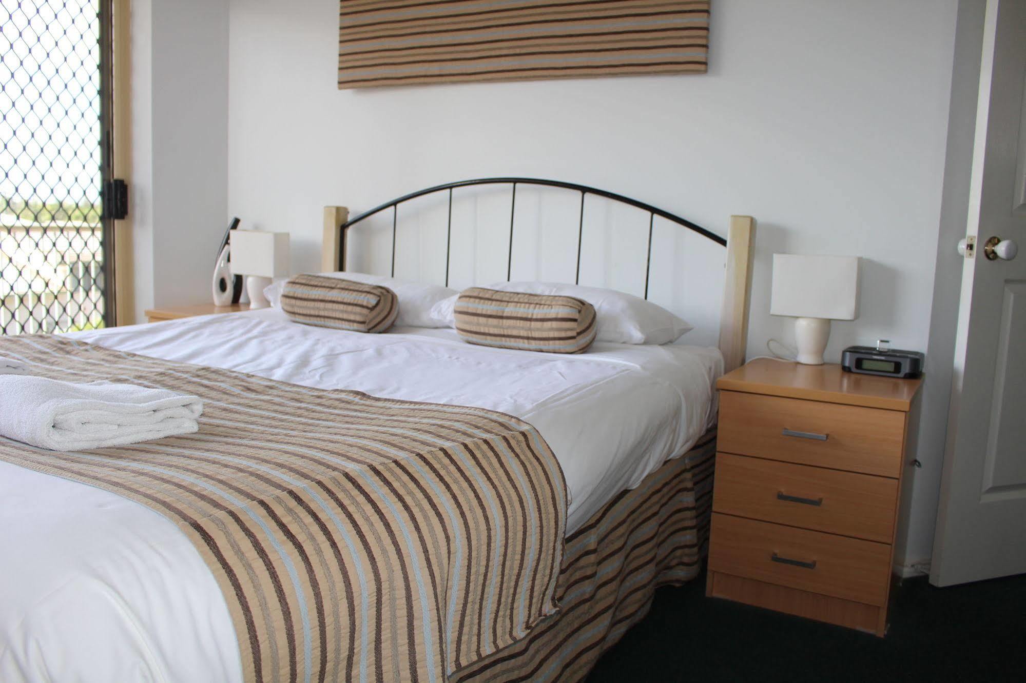 Alexander Beachfront Apartments Hervey Bay Zewnętrze zdjęcie