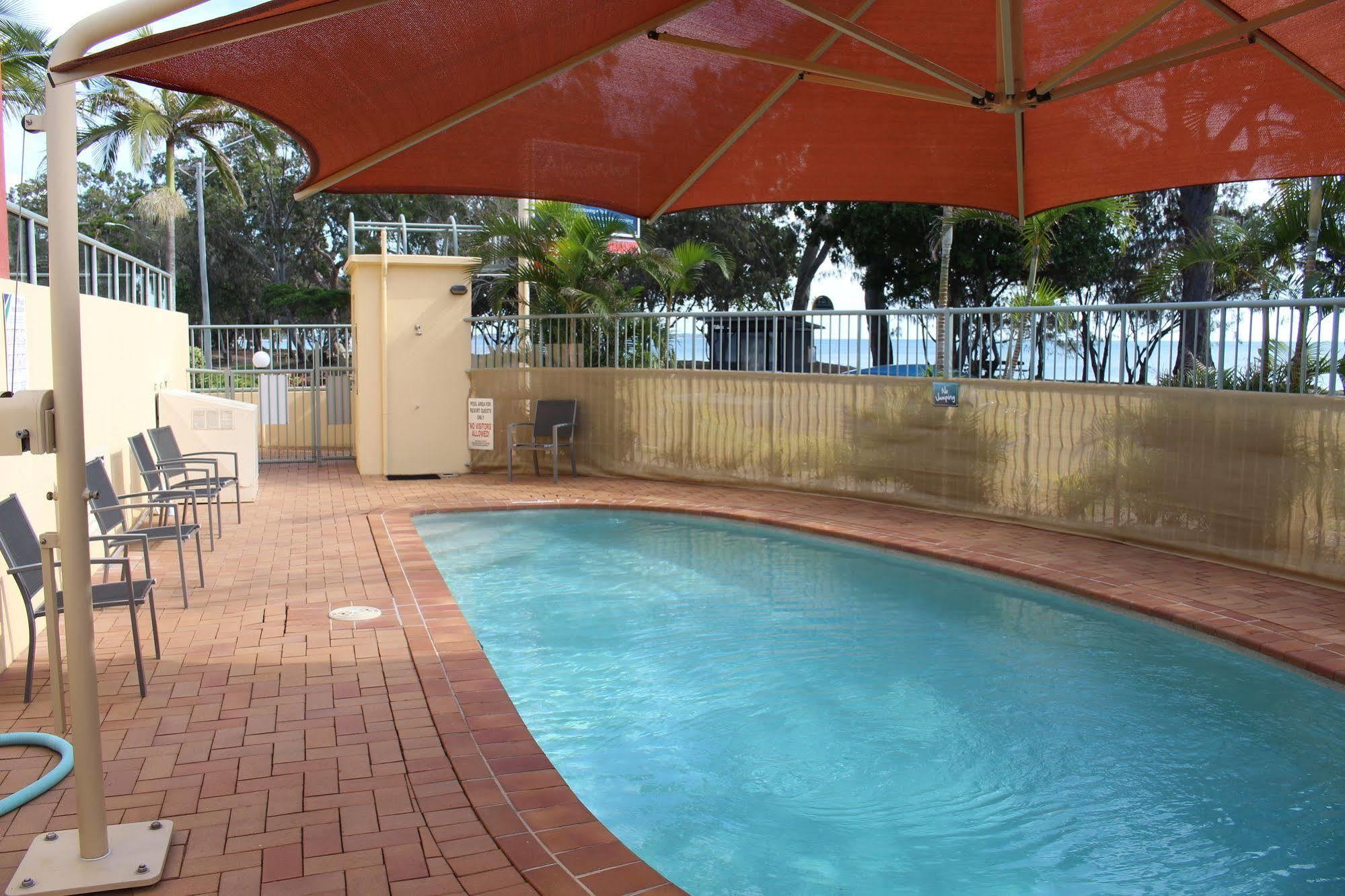Alexander Beachfront Apartments Hervey Bay Zewnętrze zdjęcie