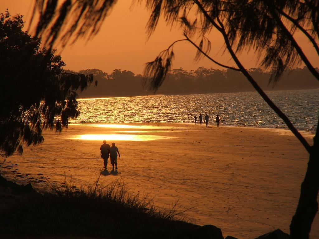 Alexander Beachfront Apartments Hervey Bay Zewnętrze zdjęcie