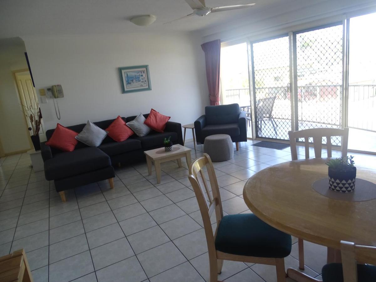 Alexander Beachfront Apartments Hervey Bay Zewnętrze zdjęcie