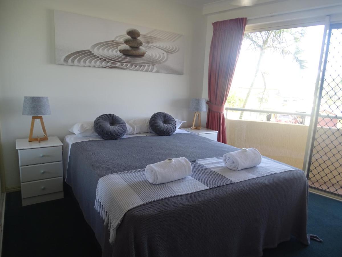 Alexander Beachfront Apartments Hervey Bay Zewnętrze zdjęcie